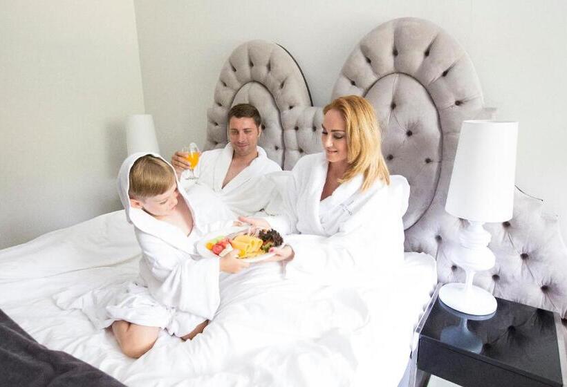 חדר דלוקס, Krasicki