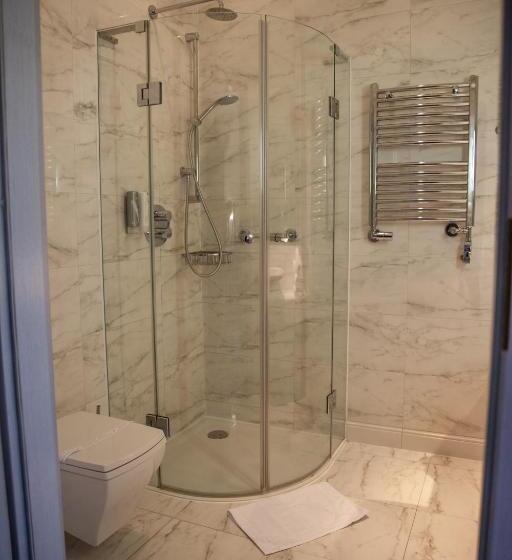 חדר דלוקס, Krasicki