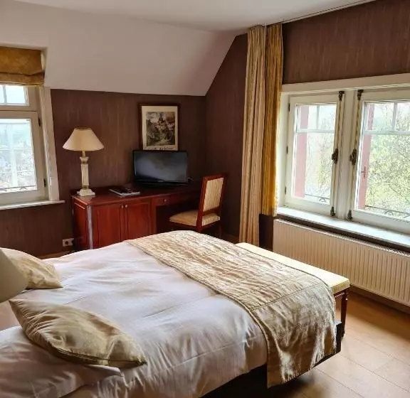 Superior-huone, La Ferronniere