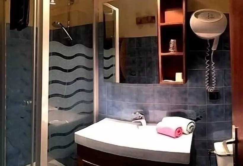 スタンダードルーム, Logis Hôtel Les Ancolies