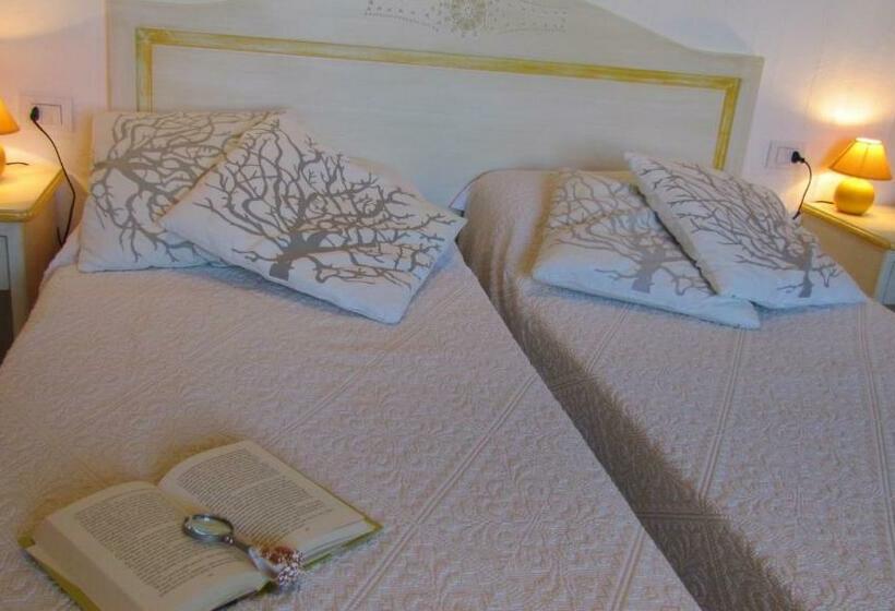 اتاق استاندارد, Li Suari Club Village