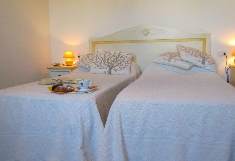 اتاق استاندارد, Li Suari Club Village