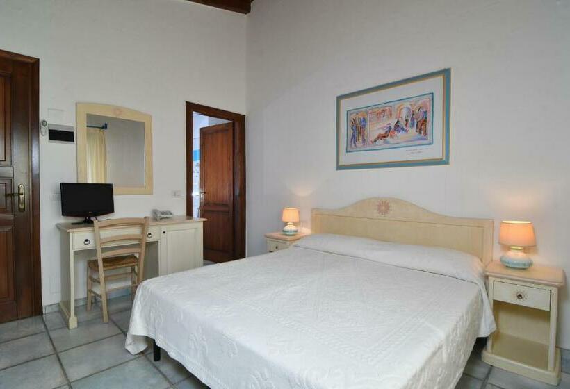 Номер Стандарт, Li Suari Club Village