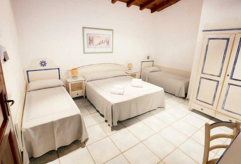 اتاق استاندارد چهار تخته, Li Suari Club Village