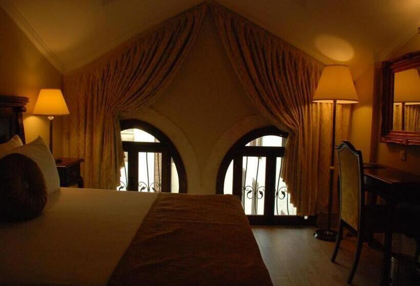 اتاق لوکس, The Liwan Boutique