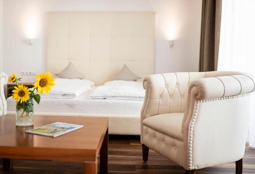 デラックススイート, Mandelhof S