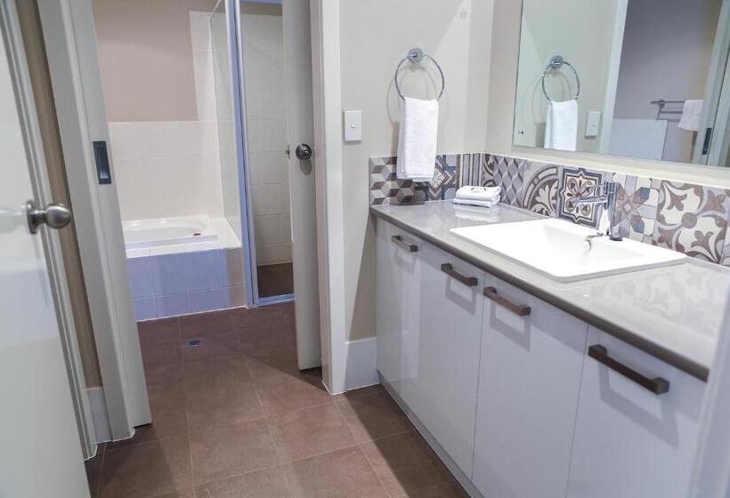 １ベッドルームアパートメント, Marina