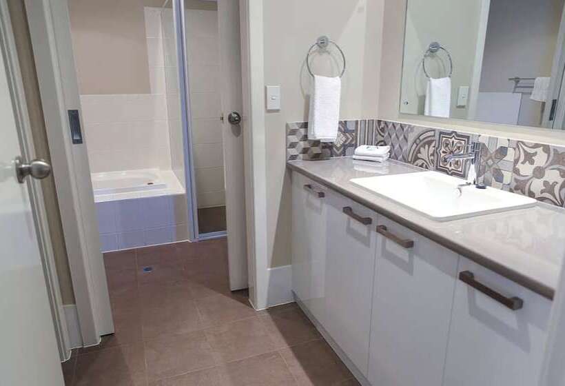 １ベッドルームアパートメント, Marina