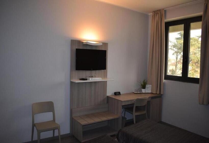 חדר סטנדרט, Meuble' Atlantic