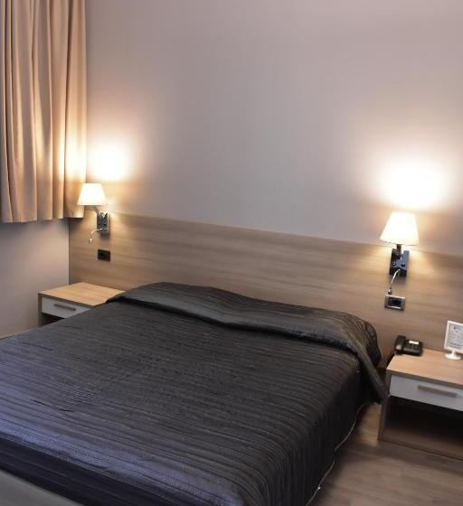 חדר סופריור, Meuble' Atlantic