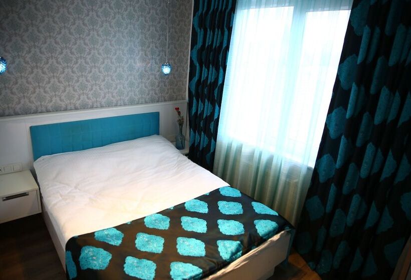 スタンダードルーム, Minel