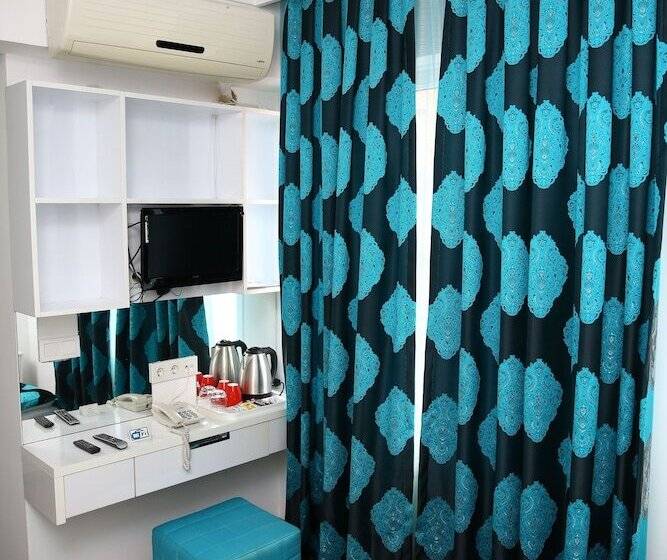 スタンダードトリプルルーム, Minel