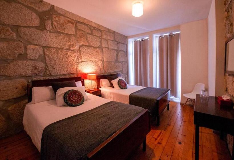 اتاق لوکس با چشمانداز, Oportohouse