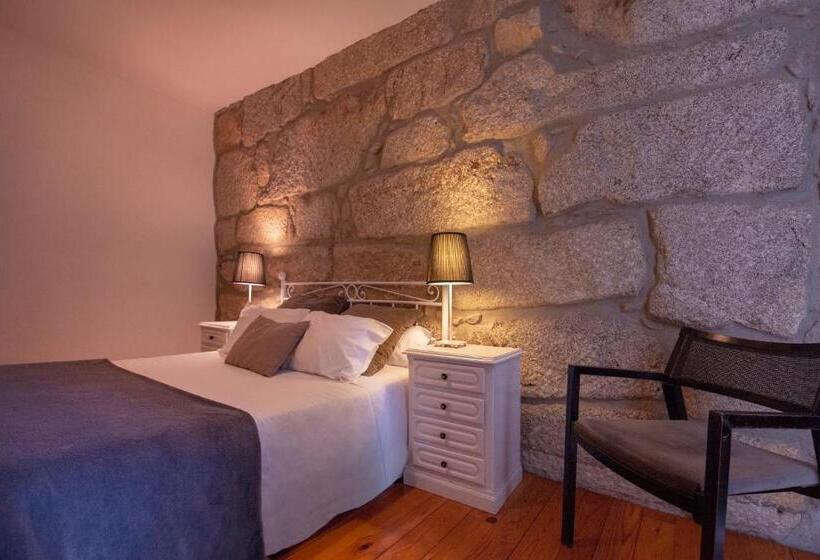 اتاق لوکس با چشمانداز, Oportohouse