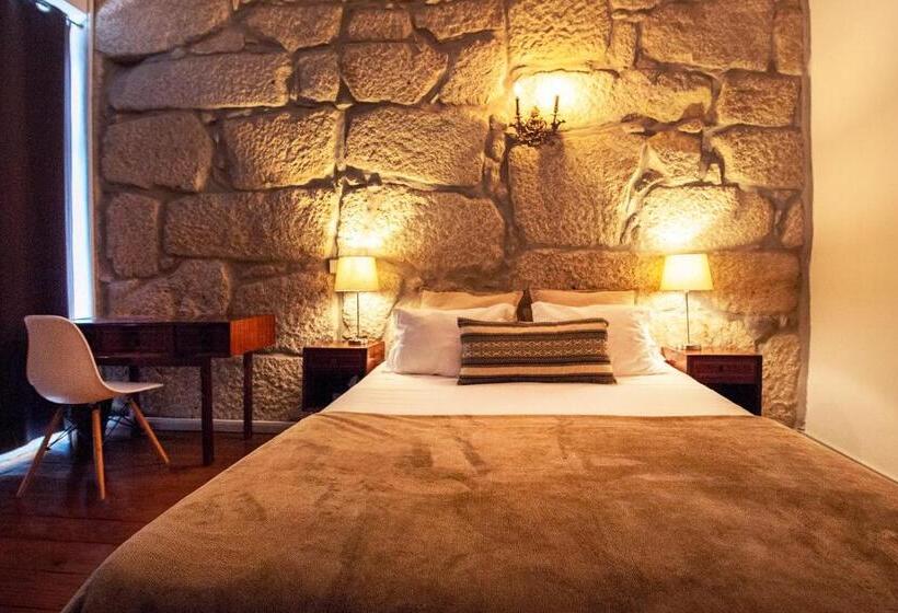 اتاق لوکس با چشمانداز, Oportohouse