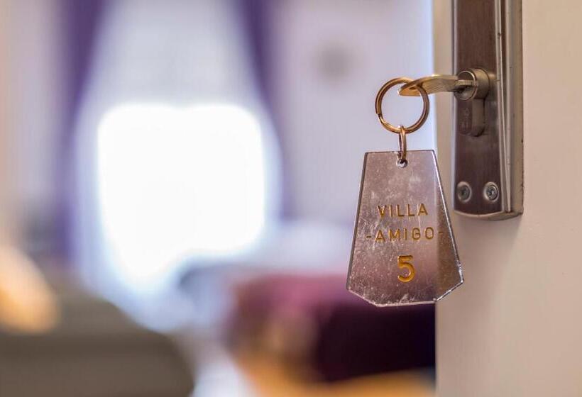 סטודיו סטנדרטי נוף לגינה, Pansion Amigos