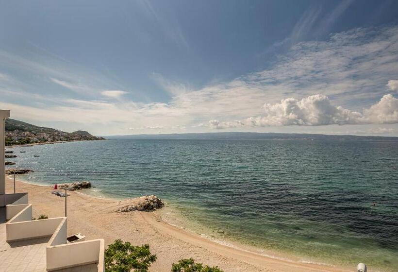 חדר דלוקס צדדי נוף לים, Pansion Amigos