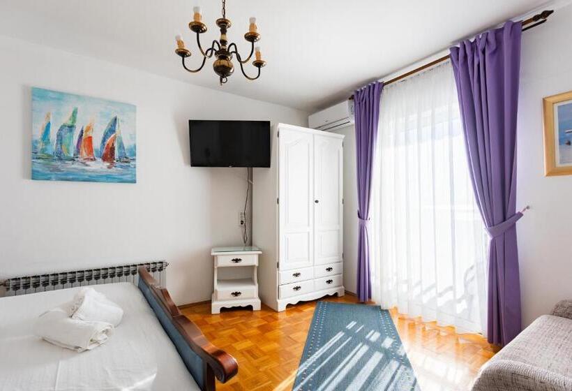 דירת 2 חדרים נוף לים, Pansion Amigos