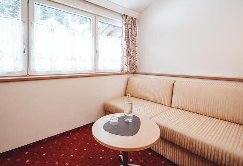 Quarto Estandar Individual, Das Berghotel   Plan De Gralba