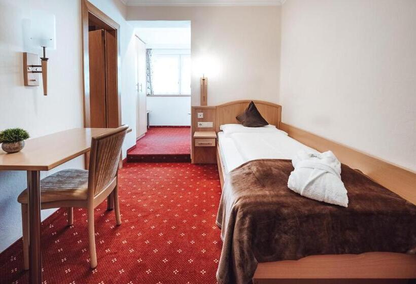 Quarto Estandar Individual, Das Berghotel   Plan De Gralba