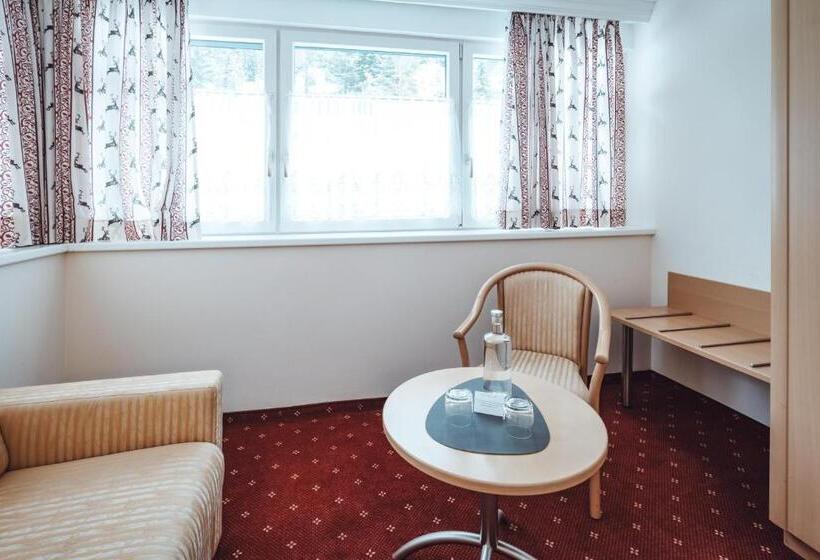 Номер Economy, Das Berghotel   Plan De Gralba