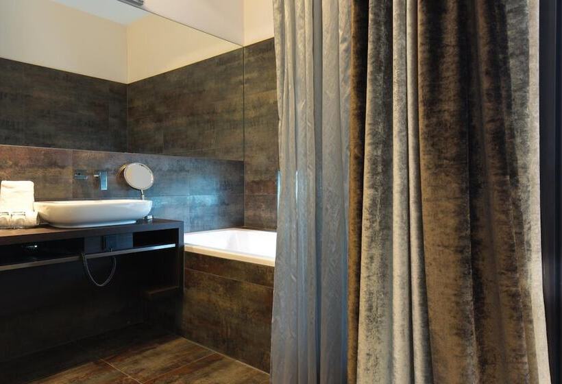 Люкс, Saks Urban Design Hotel Kaiserslautern