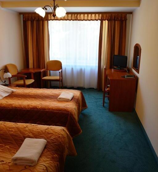 スタンダードトリプルルーム, Willa Wolność