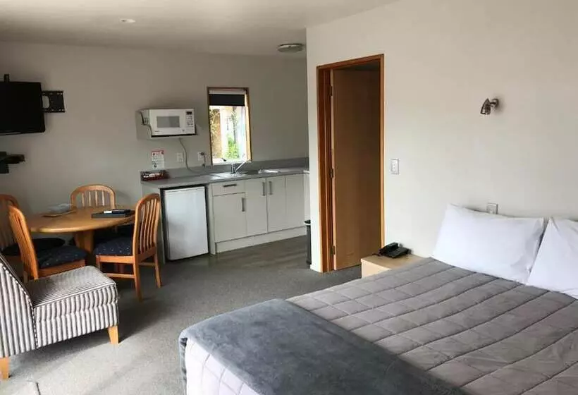 آپارتمان 1 خوابه, Jade Court Motel