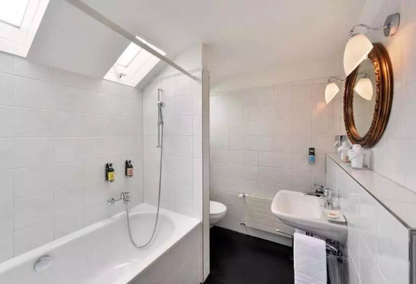 Perhehuone, Romantik Hotel Schwan