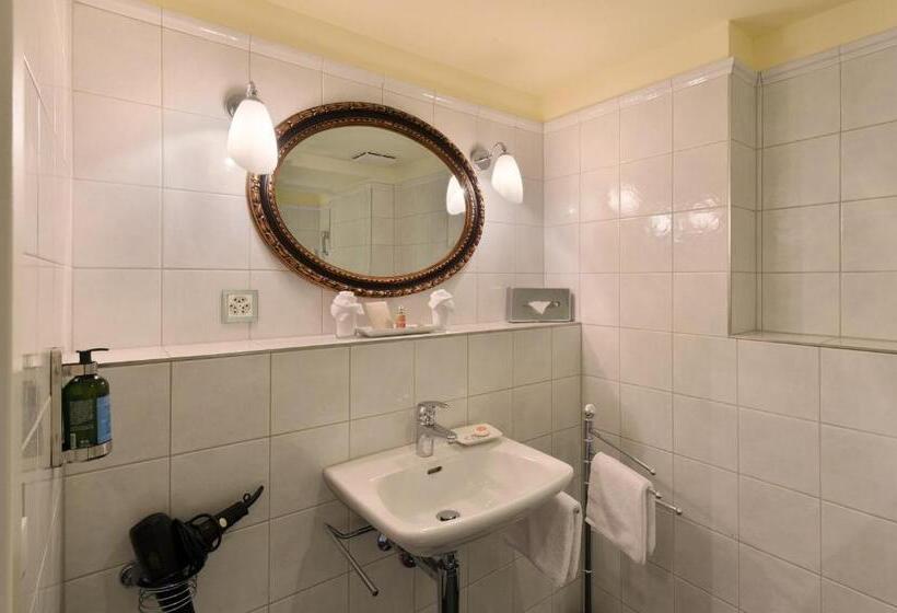 Номер Комфорт, Romantik Hotel Schwan