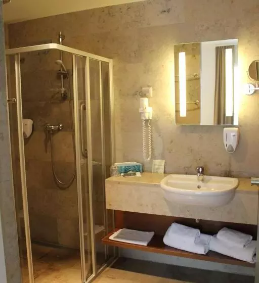 スイート, Zenit Wellness Hotel Balaton