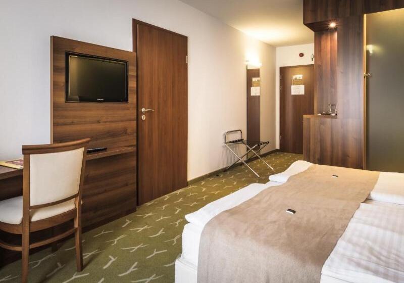 带阳台的豪华间, Zenit Wellness Hotel Balaton