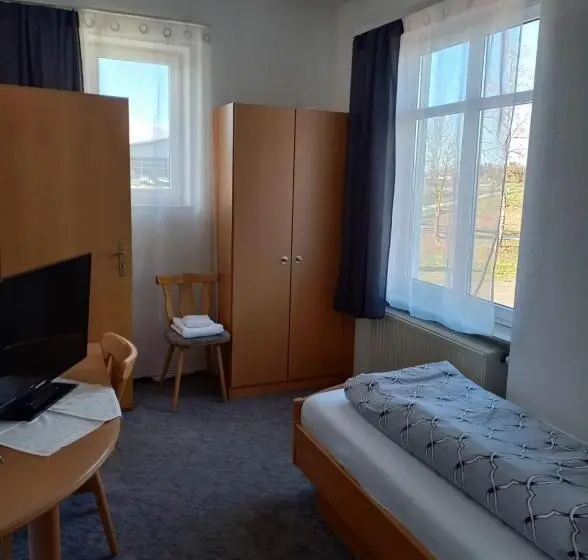スタンダードシングルルーム, Landgasthof Zum Seehof