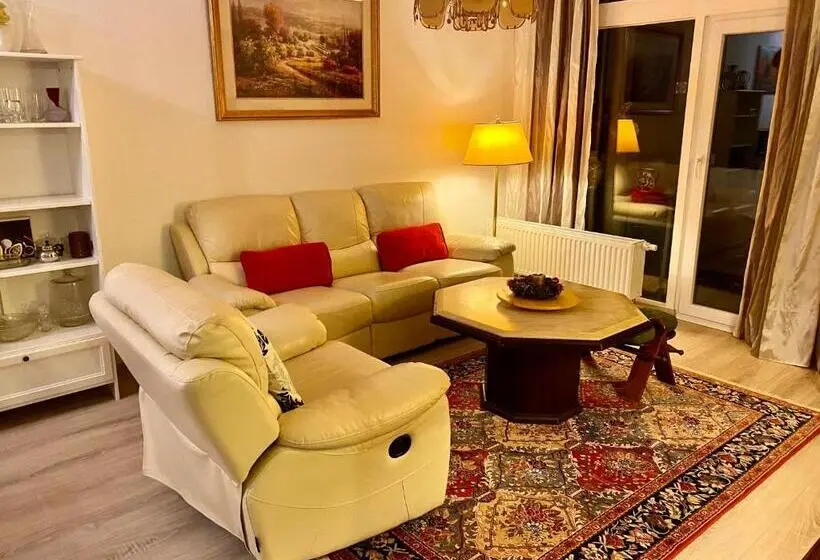 Huoneisto 1 Makuuhuone Puutarhanäkymä, Kurhaus Apartment King Size Bett 180x200