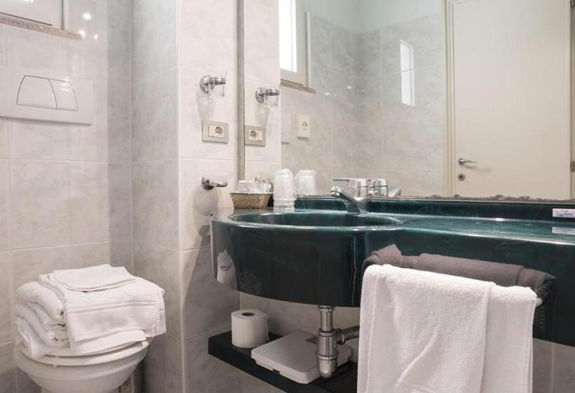 Четырехместный Номер Стандарт, Alba