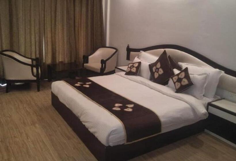 Номер Deluxe Кровать Кинг, Shivalik Hills Mussoorie