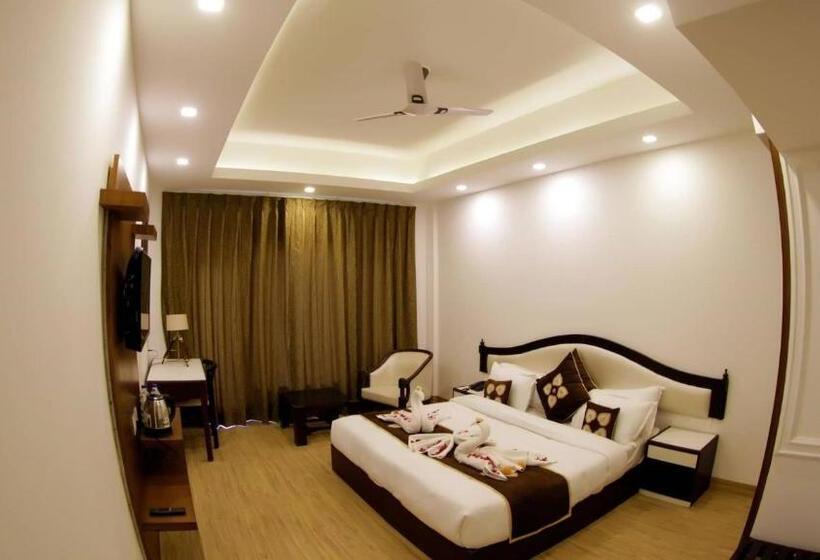 キングサイズベッドのデラックスルーム, Shivalik Hills Mussoorie