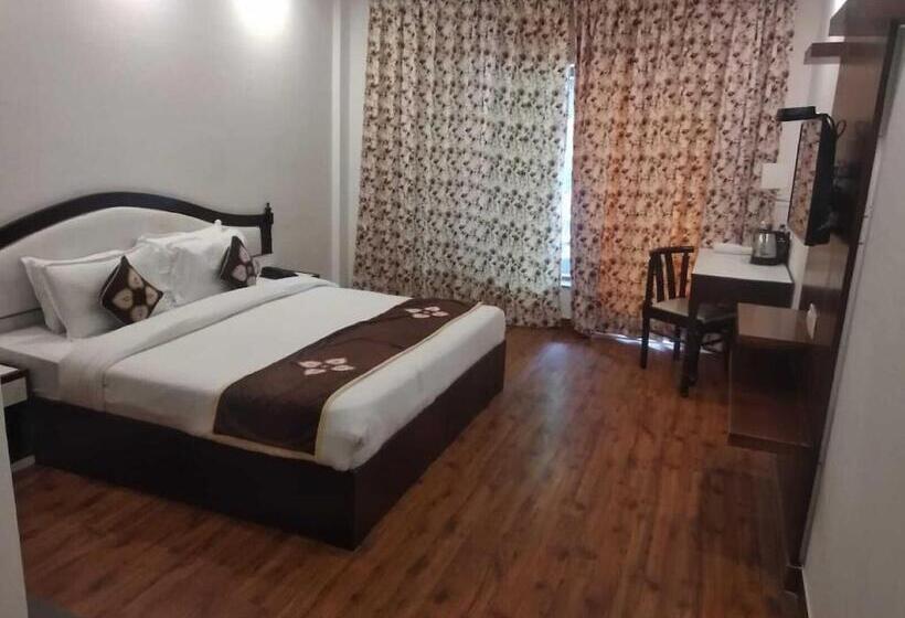 デラックスルーム, Shivalik Hills Mussoorie