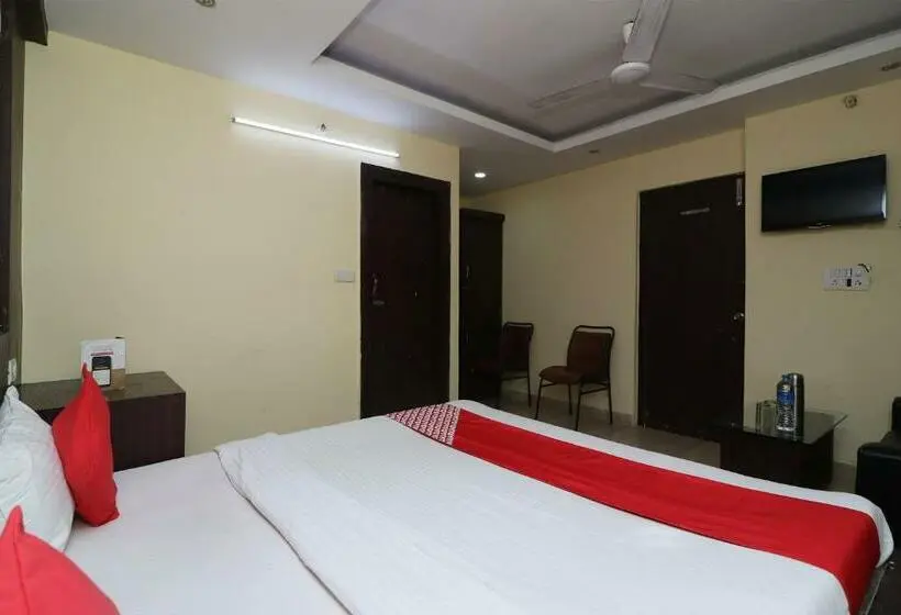 اتاق استاندارد, Vaccinated Staff- Oyo 45540 Prakash Inn