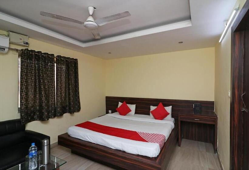 غرفة قياسية, Vaccinated Staff- Oyo 45540 Prakash Inn