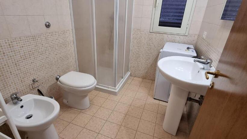Апартаменты 2 Спальни, Catona House