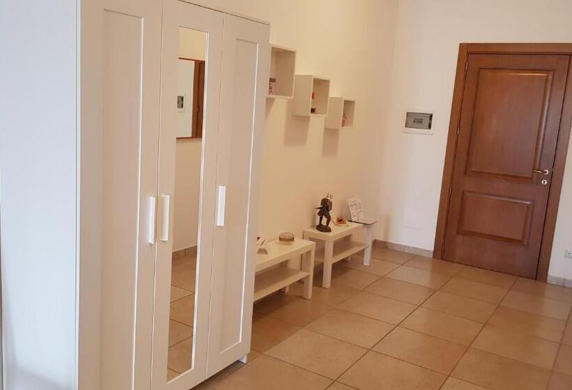 סטודיו סטנדרט, מיטה זוגית, Catona House