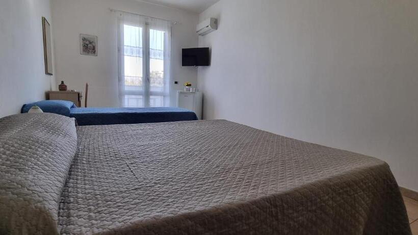 חדר סטנדרט, Catona House