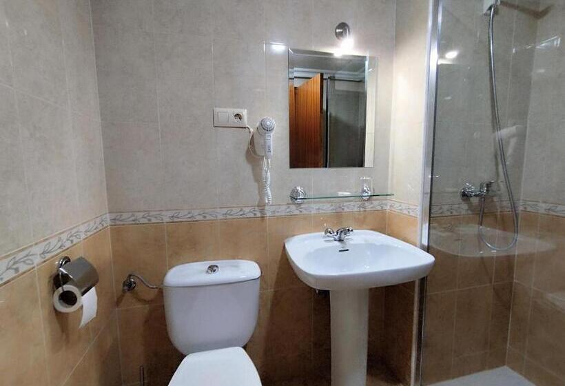 标准单人间, Hostal Madrid I
