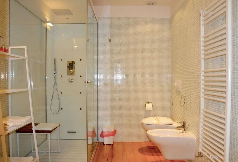 סוויטת ג'וניור, Agriturismo La Risarona