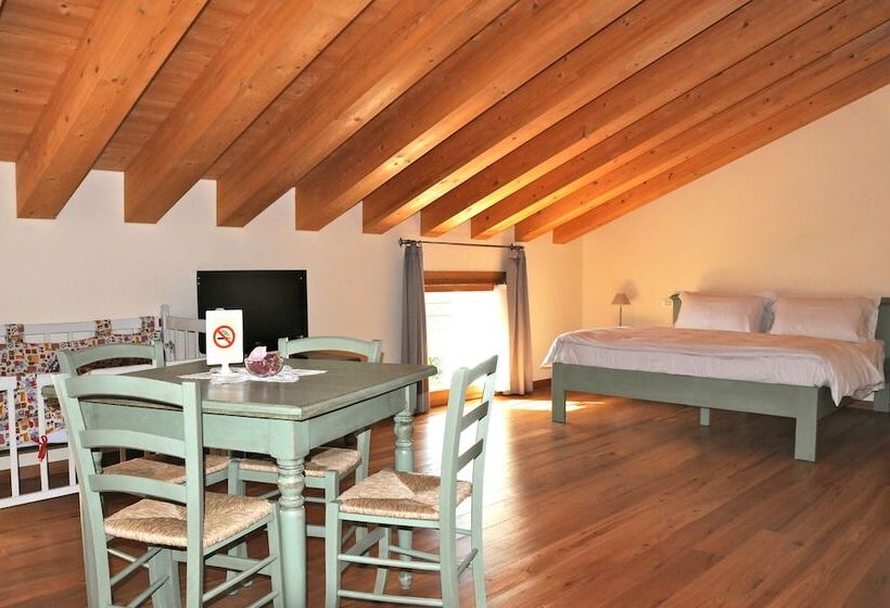 סוויטת ג'וניור, Agriturismo La Risarona