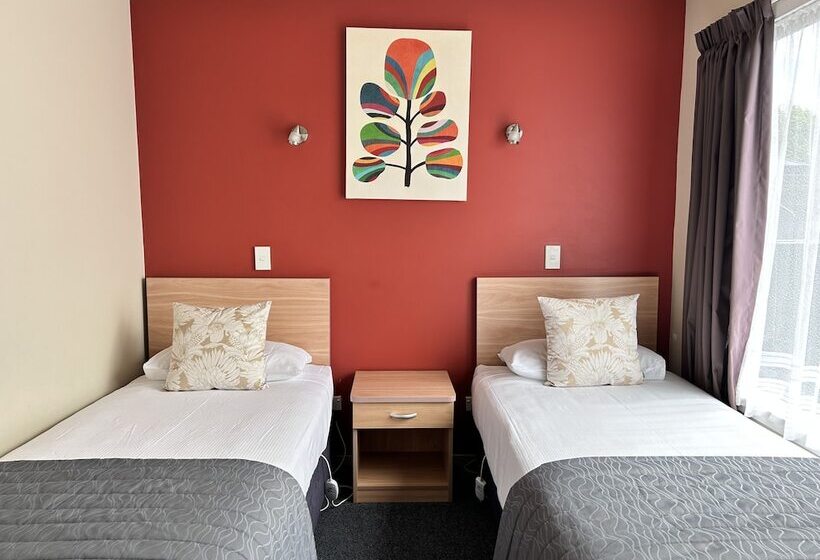 Apartament 2 Dormitoare, Arcadia Motel