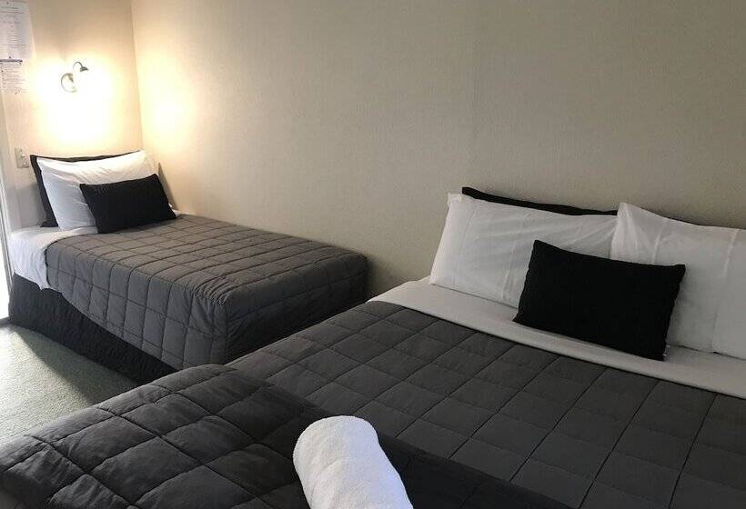 스탠다드 스튜디오, Ascot Oamaru Motel