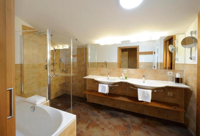 סוויטת פנטהאוז, Bad Moos   Aqua Spa Resort