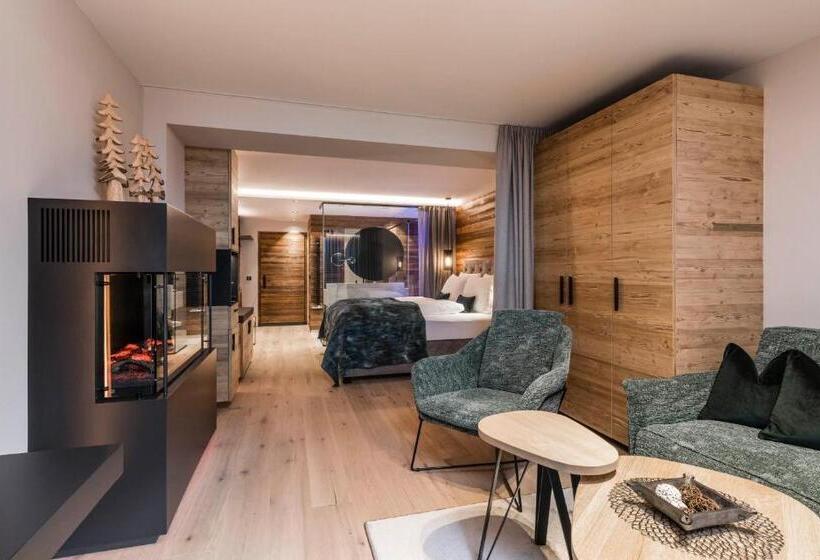 סוויטת ג'וניור נוף הרים, Bad Moos   Aqua Spa Resort